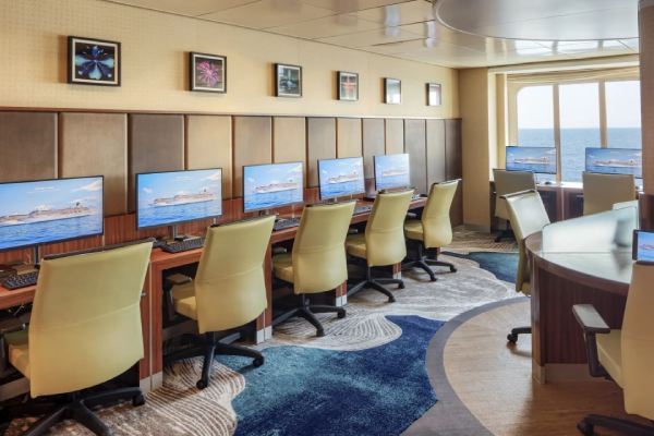 Crystal Symphony Gallery Image